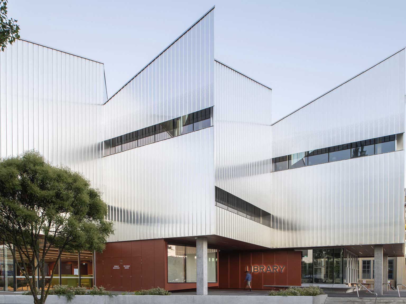 UTAS Inveresk Library, Launceston TAS (University of Tasmania, Wardle (Architects) Melbourne)